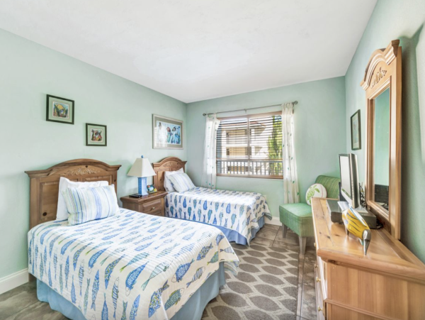 Holmes Beach Gulf Front 2 Bedroom Beach Vacation Condo